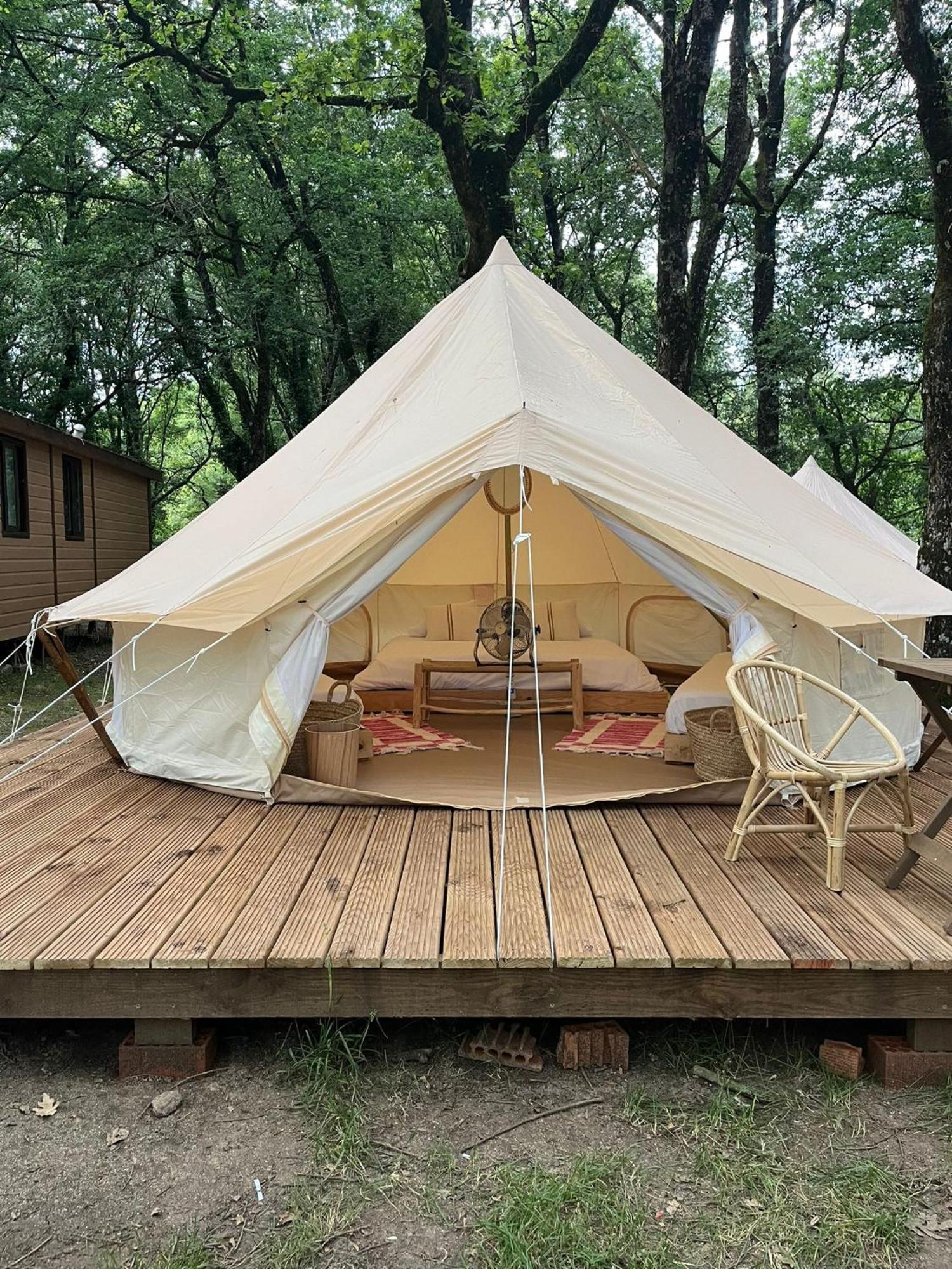 Camping Vila De Sarria Exteriér fotografie