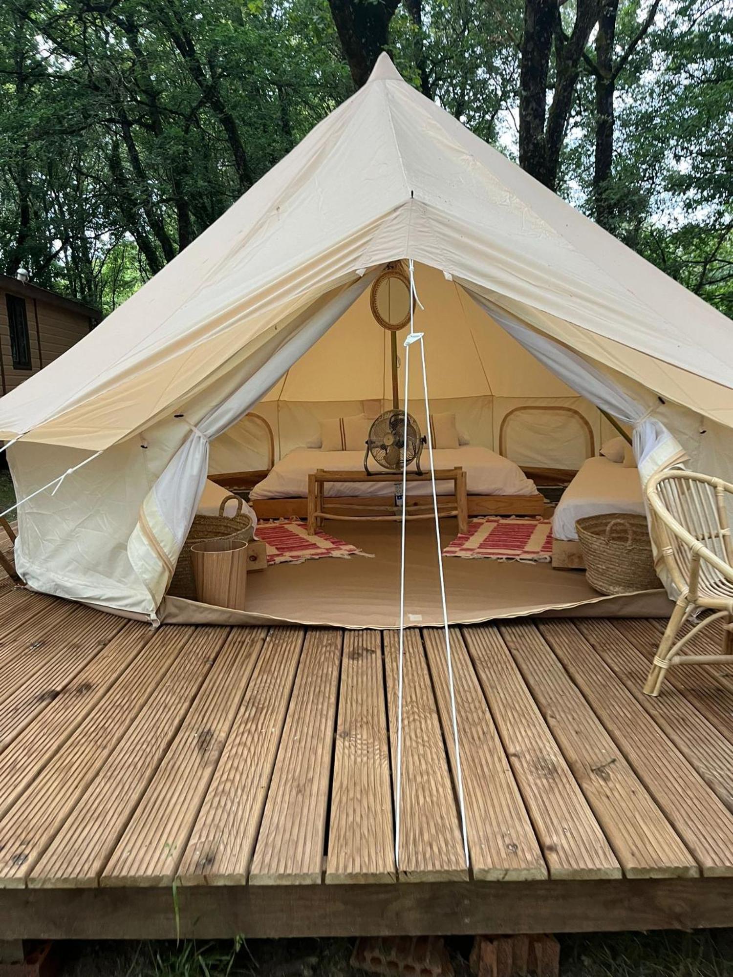 Camping Vila De Sarria Exteriér fotografie